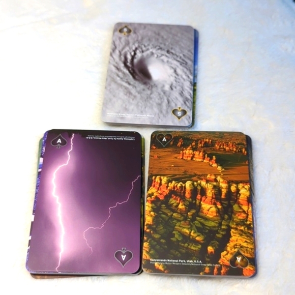 Brand New National Geographic  Extraordinary Earth Playing Cards - Picture 5 of 5